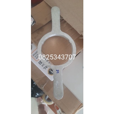 Cây vặn và mở nắp bình nước 20L bằng nhôm