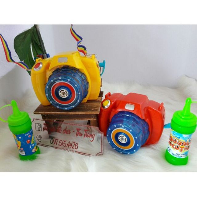 Máy ảnh thổi bong bóng