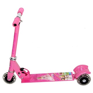 Xe trượt scooter - Thuỳ Ngọc -