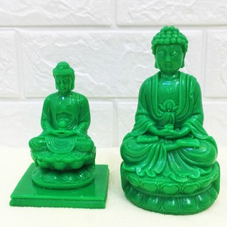 Tượng Phật thích ca màu xanh lá