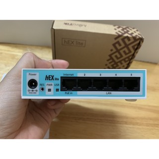 Thiết bị Router MikroTik RB750r2