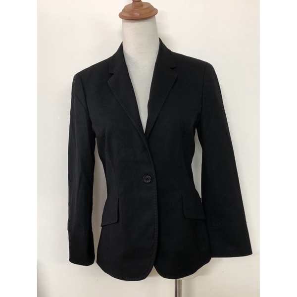 size M to áo vest nữ chất dày nặng tay màu đen mới vừa 2hand