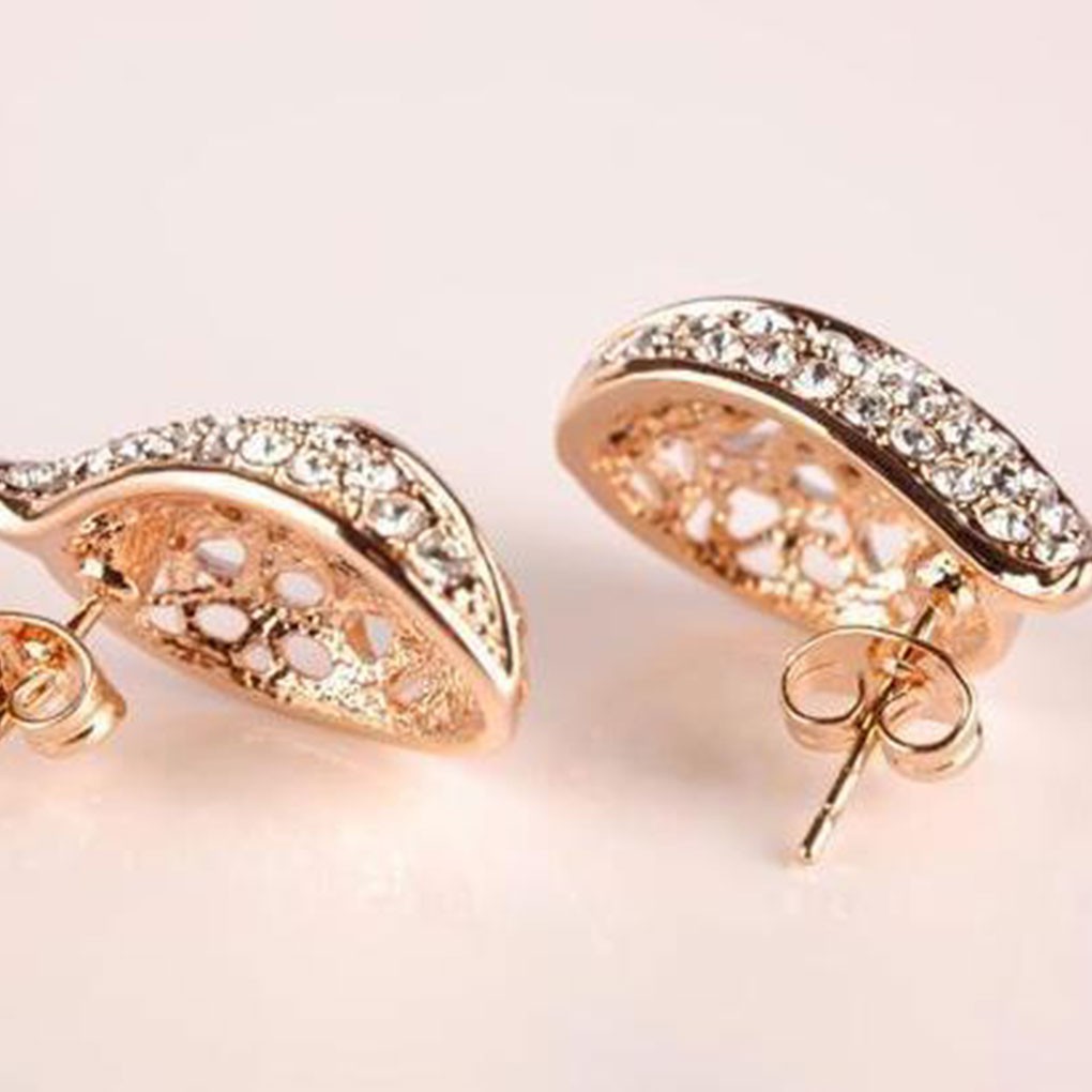 Đôi Khuyên Tai Hình Trái Tim Đính Đá Thời Trang Cho Nữ