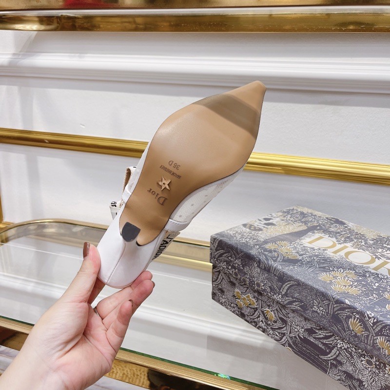 Sandal cao gót bít mũi hàng cao cấp fullbox hộp hoa