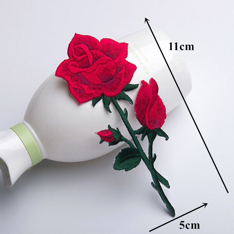 Thêu Đỏ Hoa Hồng May Sắt Trên Miếng Dán Huy Hiệu Túi Mũ Đầm Quần Jean Táo Thủ Công
