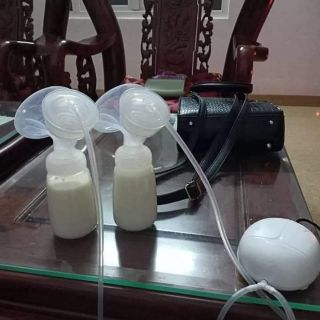 Máy hút sữa điện đôi real bubee hãng anh