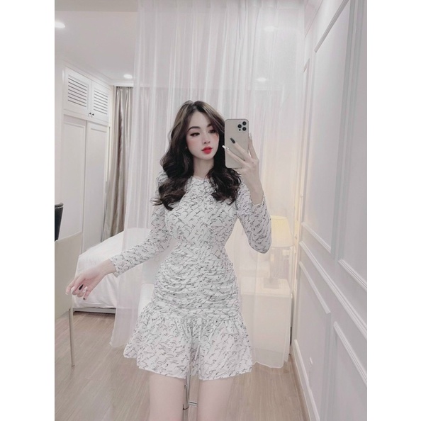 Đầm đuôi cá nhún thân voan lụa