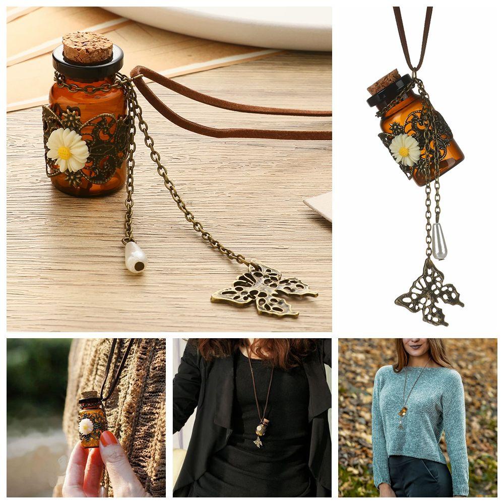 Vòng cổ Da Dài Phối Mặt Hình Lọ Điều Ước Và Bướm Độc Đáo