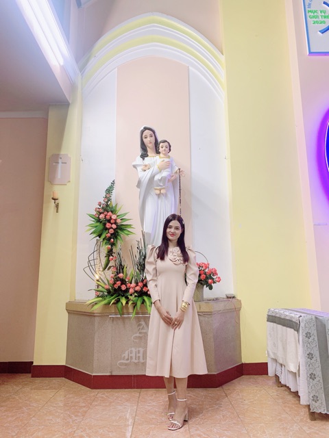 Váy made by thùy linh