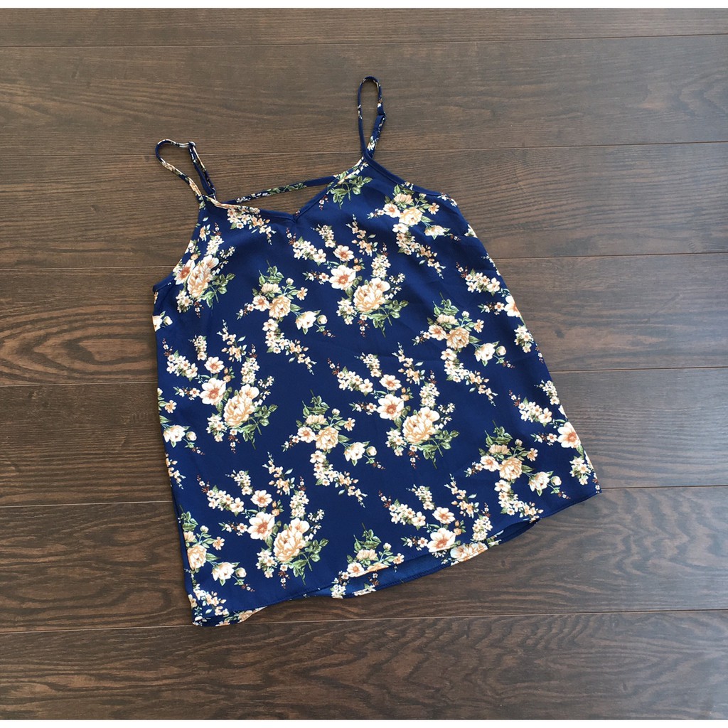 Áo 2 dây Primark dư xịn