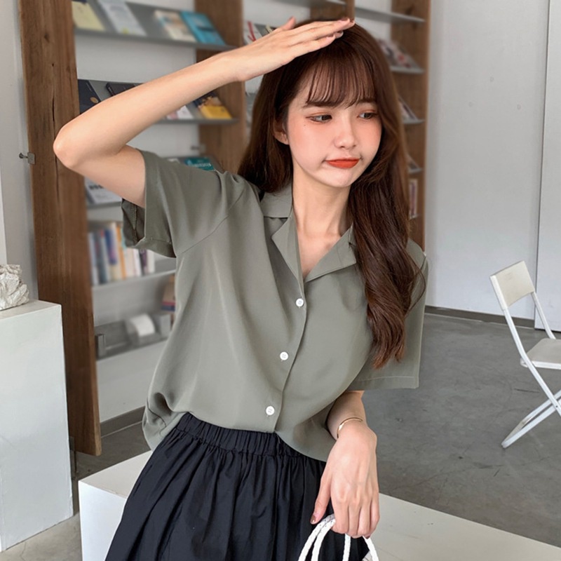 Áo Sơ Mi Tay Ngắn Dáng Rộng Cài Khuy Màu Sắc Đơn Giản Thời Trang Cho Nữ