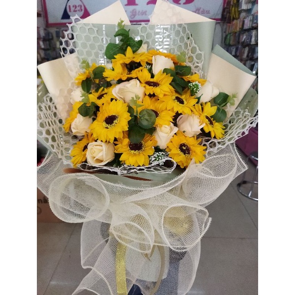 bó sáp hương dương phối lươi sáng chảnh