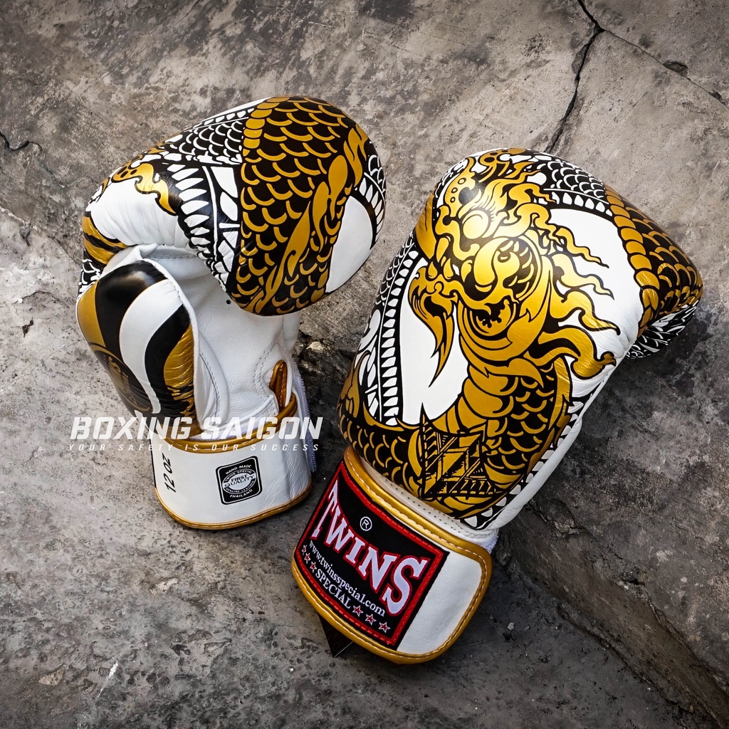 Găng tay Boxing Muay Thai Twins FBGVL3-52GD Dragon - White/Gold