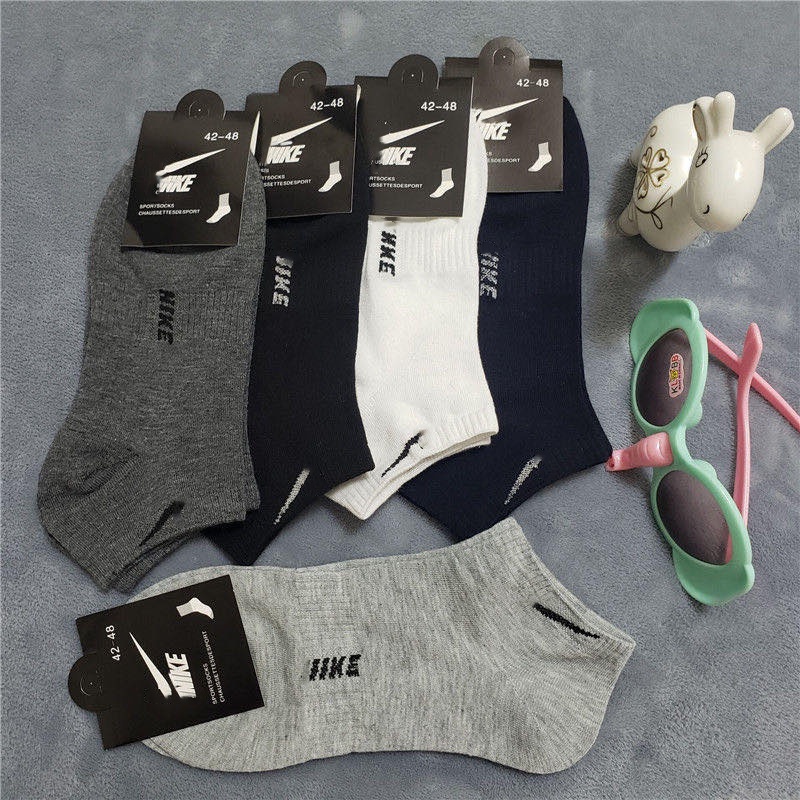 Set 5 Đôi Tất Thể Thao Chất Liệu Cotton Cao Cấp Thời Trang Dành Cho Cả Nam Và Nữ