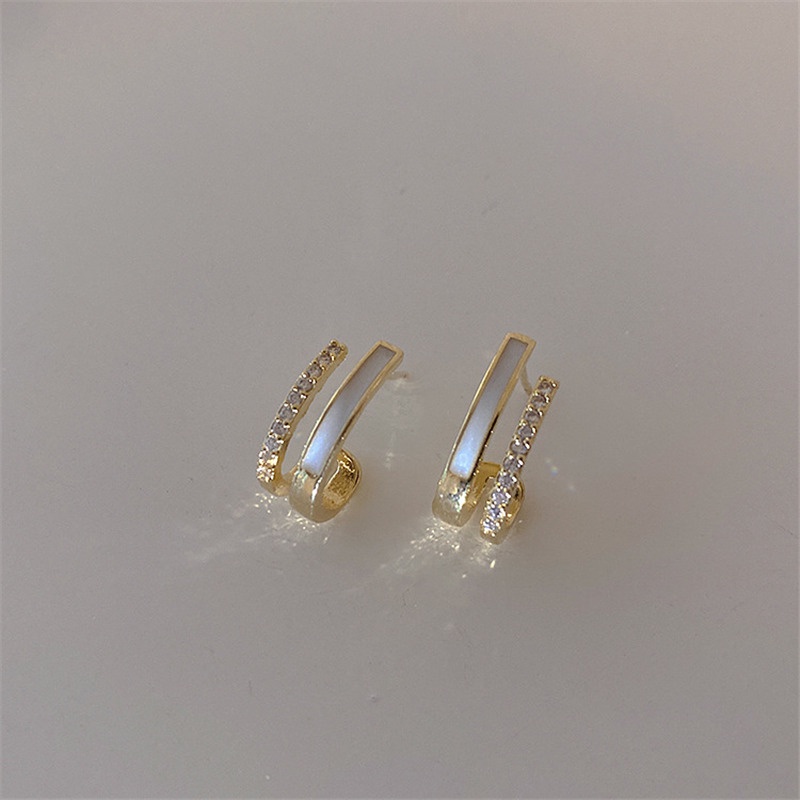 Đôi Khuyên Tai Chữ U Đính Đá Zircon Thời Trang Mới Cho Nữ