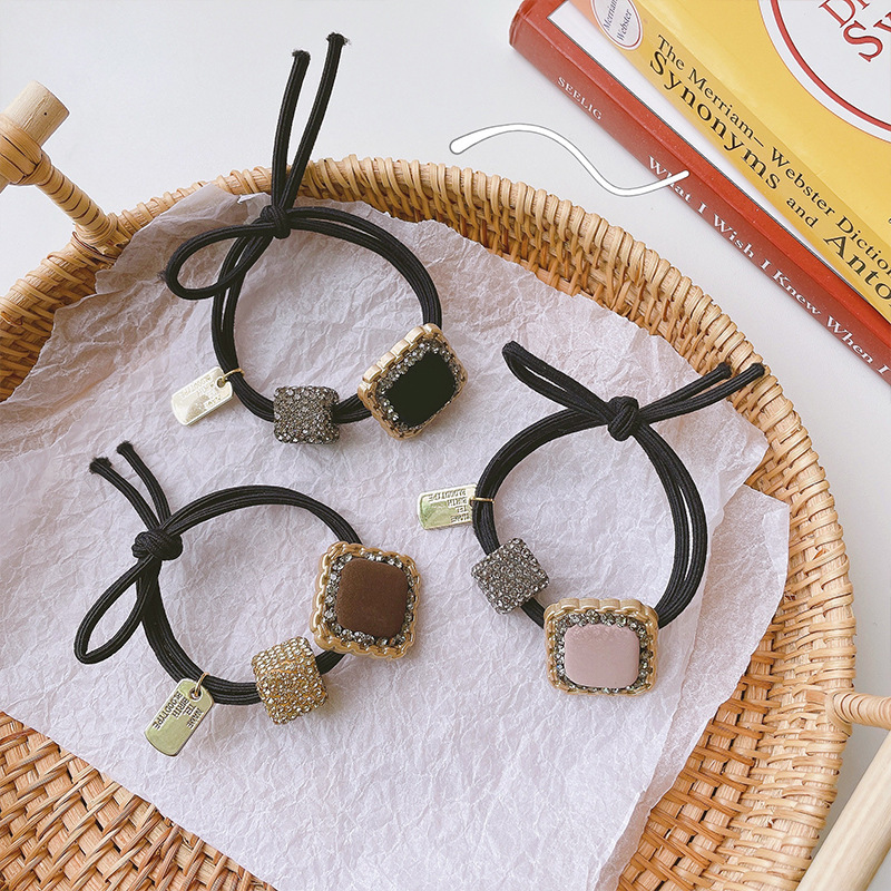 Dây Buộc Tóc Co Giãn Mặt Vuông Đính Đá Thời Trang