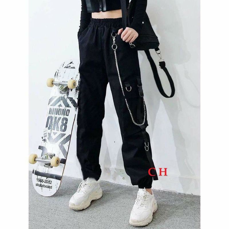 (Free ship) Quần kaki jogger túi hộp kèm khuy và dây xích, Quần Unisex bo chun form thụng thời trang nam nữ giá rẻ | BigBuy360 - bigbuy360.vn