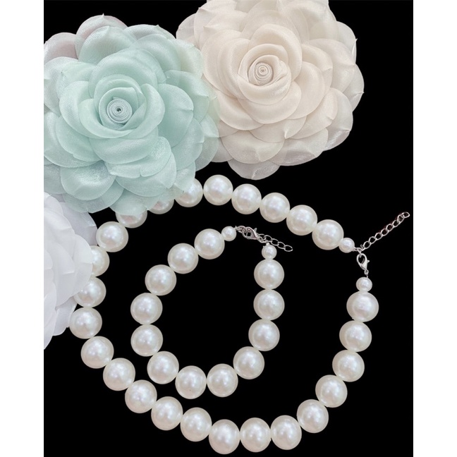 Sét bộ vòng hạt ngọc TRIPBLE T DRESS phối cùng váy đi tiệc siêu xinh