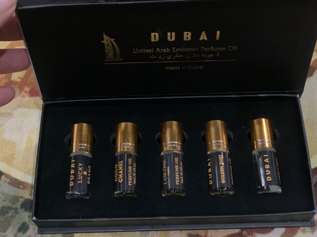 Set nước hoa mini Dubai, 5 mùi 15ml, dạng lăn, hàng chuẩn.