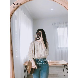 Áo sơ mi pha ren cổ và tay