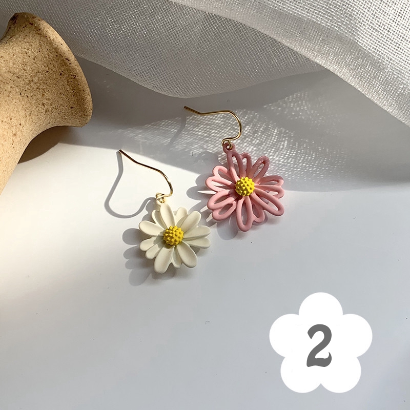 Bông tai Earrings Daisy Flower Pandent Earring Women Charm Fashion Jewelry Accessories