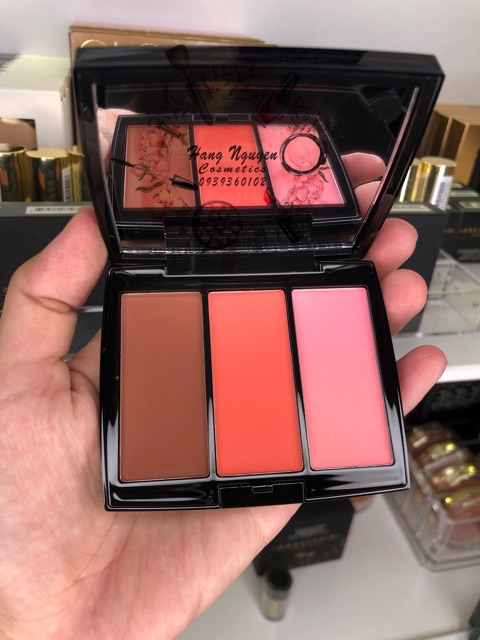 Má Hồng Anastasia Beverly Hills