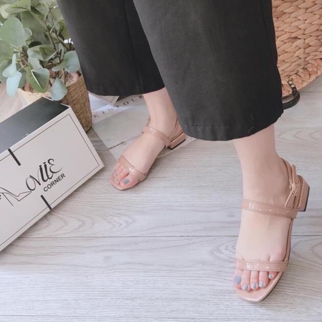 Sandal nữ đế bệt 3 phân công sở quai ngang gót vuông thời trang giá rẻ Mizi SD101