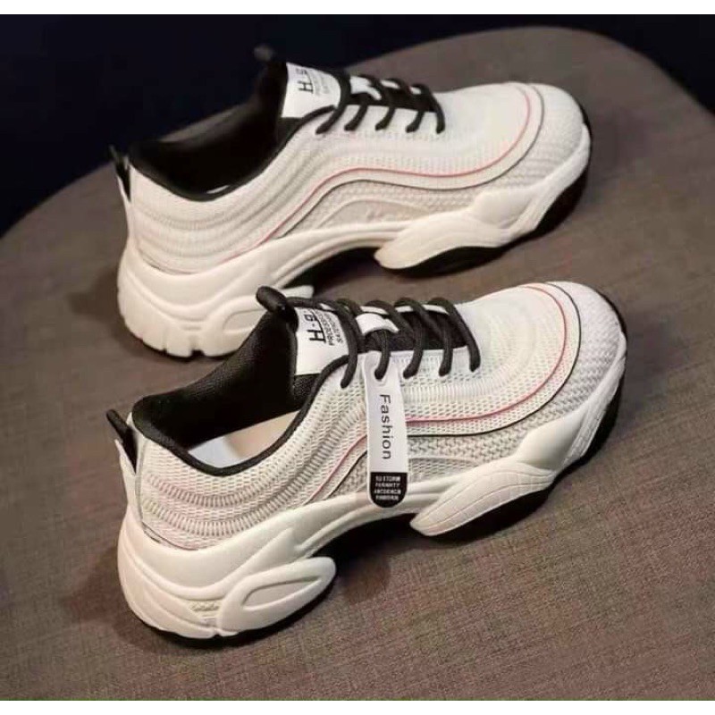 GIÀY THỂ THAO SNEAKER ĐẾ CAO VIỀN ĐƯỜNG CHỈ CÁCH ĐIỆU TT102