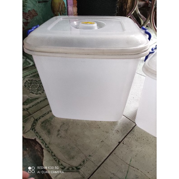 Thùng gạo đa vuông có nắp ( nhỏ,trung,lớn)