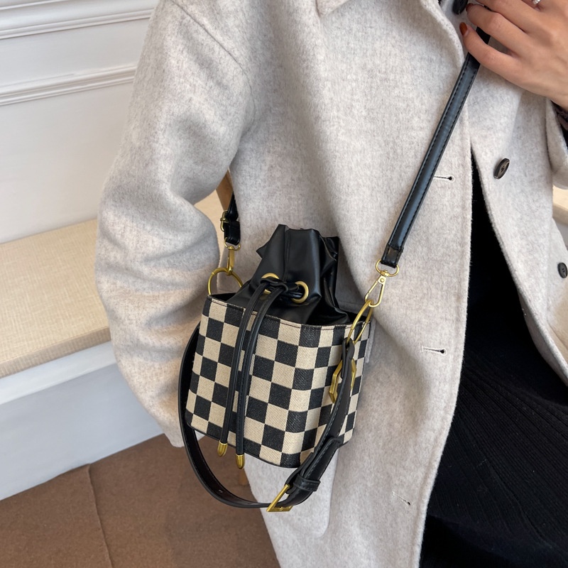 Túi Xách Tay Nhỏ Hình Vuông Phong Cách Cờ Vua Mới Năm Dành Cho Bạn Nữ