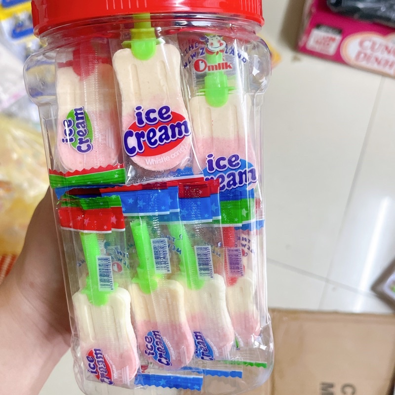Hộp 40 kẹo mút hình pue kem