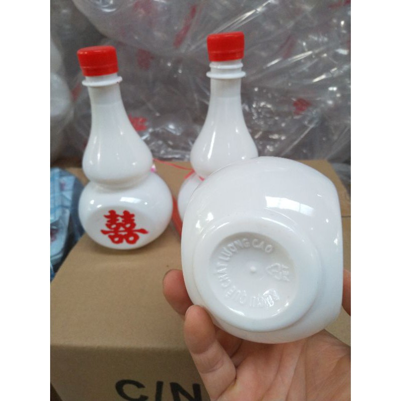 Set 20 chai hồ lô trắng sứ 500ml in sẵn chữ hỉ