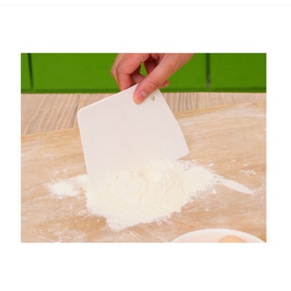 Dụng cụ cắt bột bánh, dao cắt bột, phết kem lên bánh bằng nhựa mun.home
