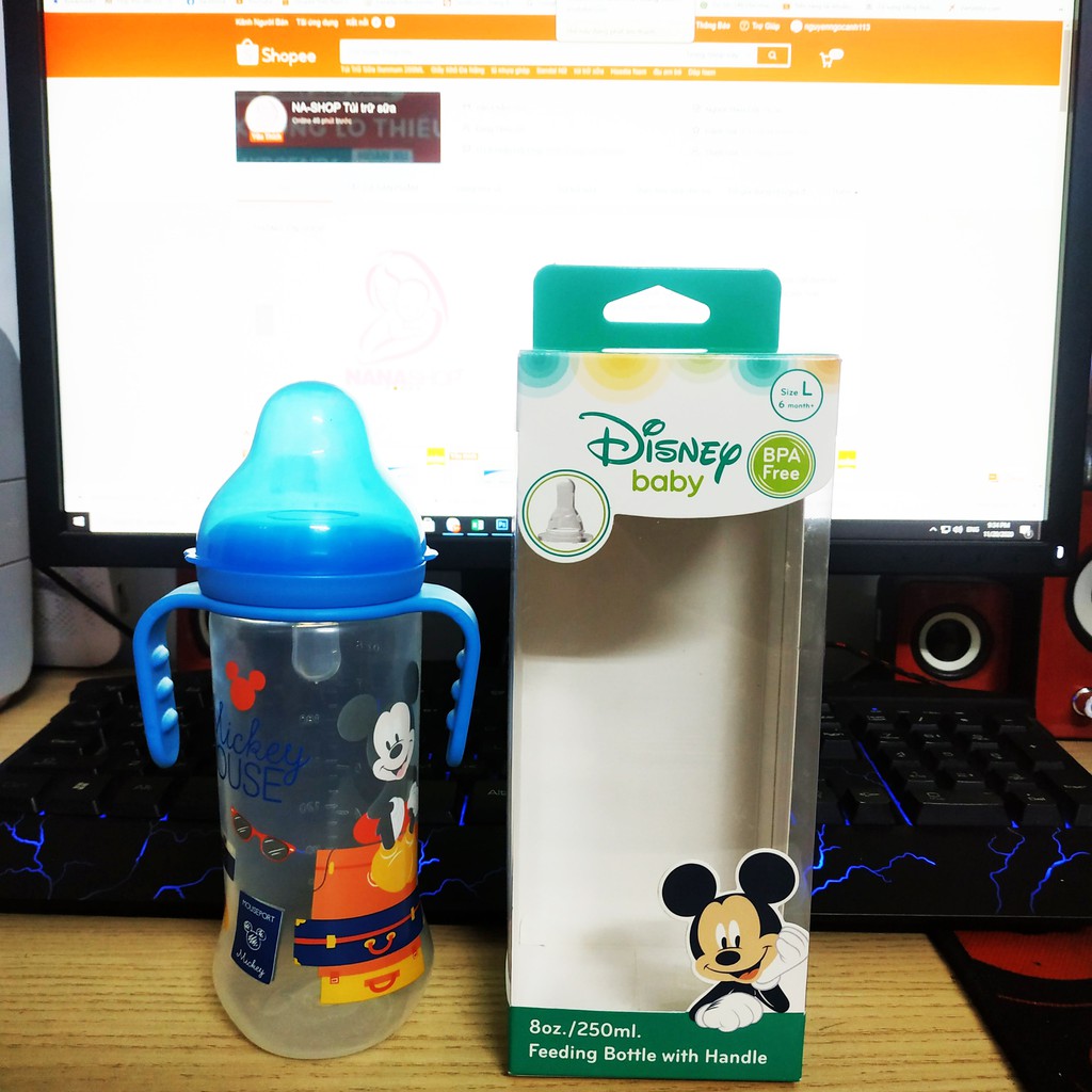 Bình sữa có tay cầm Disney Thái Lan DN80131 250ml/8oz , núm size L phù hợp 6 month+