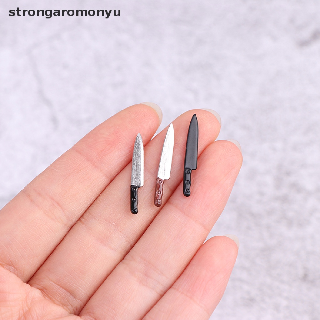 Mô hình dao kim loại mini tỉ lệ 1:12 trang trí nhà búp bê