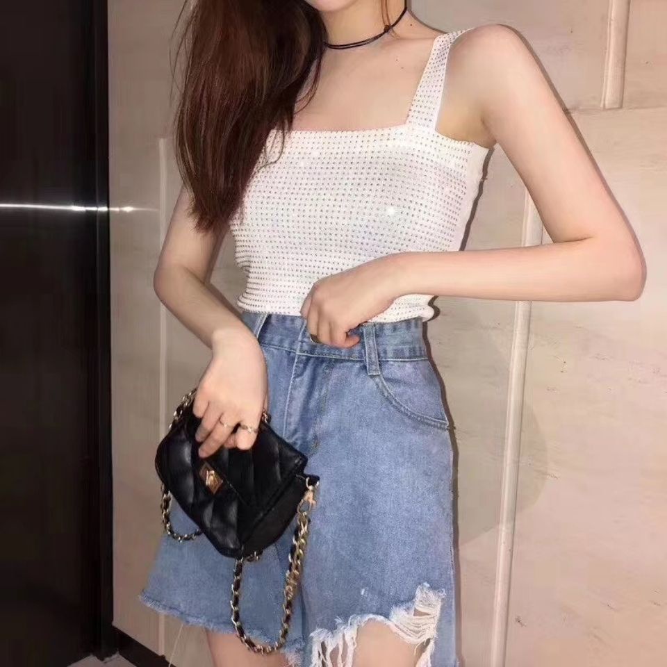 Áo Thun Nữ Tay Ngắn Hở Vai Đính Đá Lấp Lánh Thời Trang