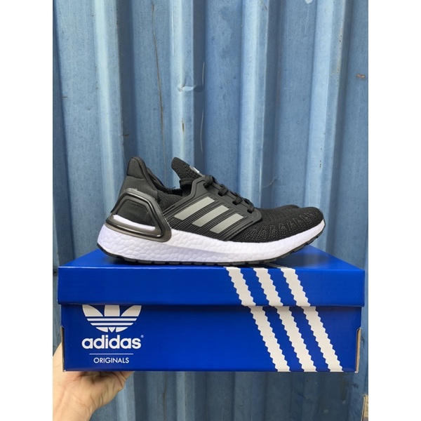 GIẦY CHẠY BỘ ULTRABOST 6.0 NAM NỮ HÀNG CAO CẤP, THIẾT KẾ THUẦN VẢI ÔM CHÂN SIÊU ÊM, CÓ SẴN .