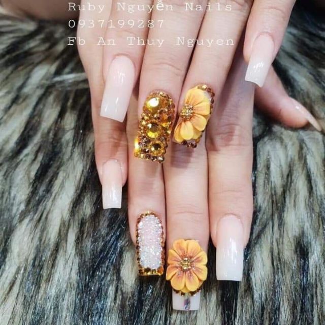 Móng tay ( nail ) thiết kế