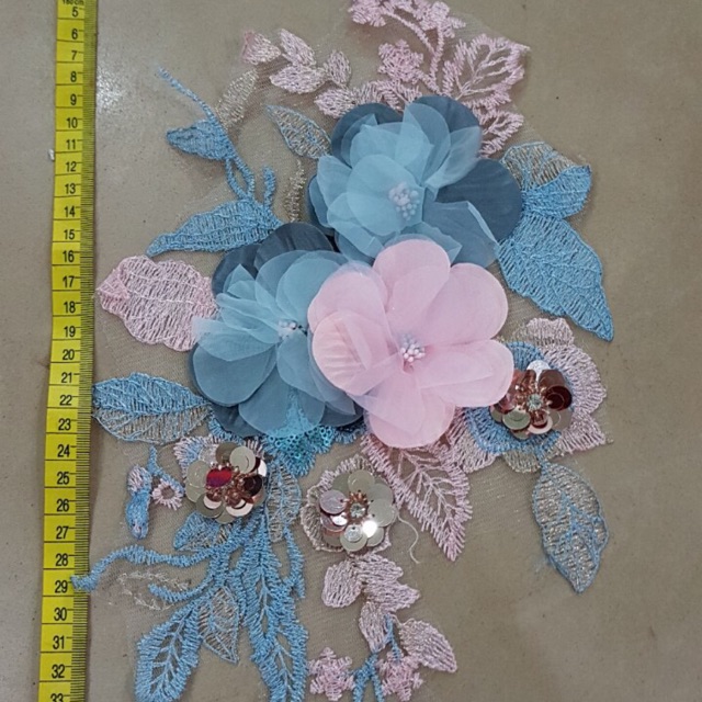 Hoa ren xinh cao cấp mã 567