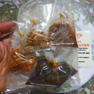 Bánh me satế tôm