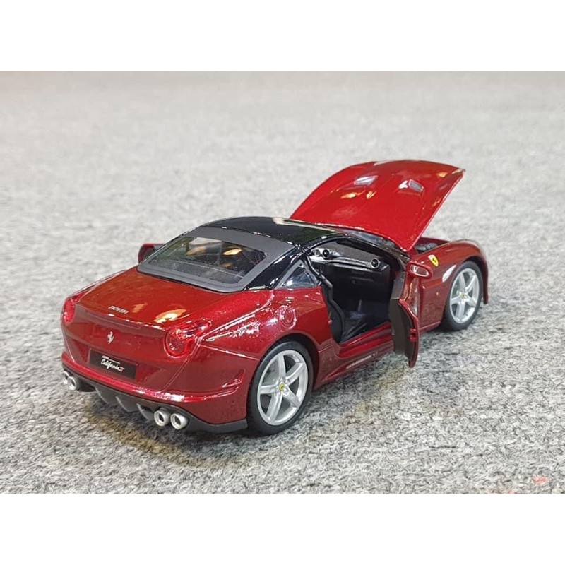 Xe Mô Hình Ferrari California T Closed Top 1:24 Bburago (Đỏ)