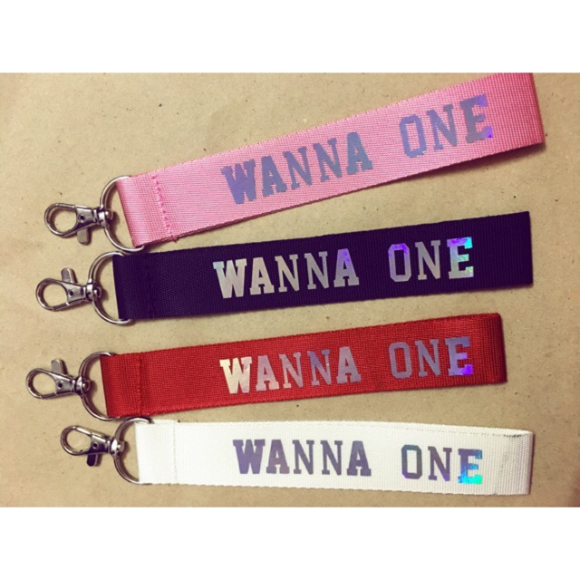 Strap Wanna One