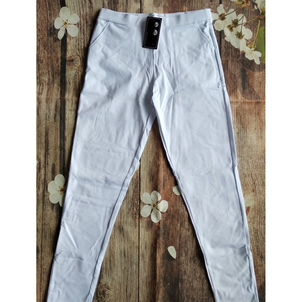 Quần legging nữ màu trắng chất cotton thun