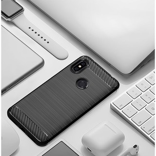 Ốp lưng Xiaomi Redmi Note 6 Pro dẻo chống sốc đen