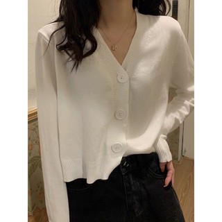 Áo len mỏng đóng cúc basic