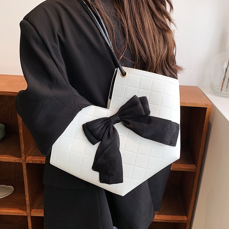 Túi đeo vai IELGY kích cỡ lớn thời trang cho nữ