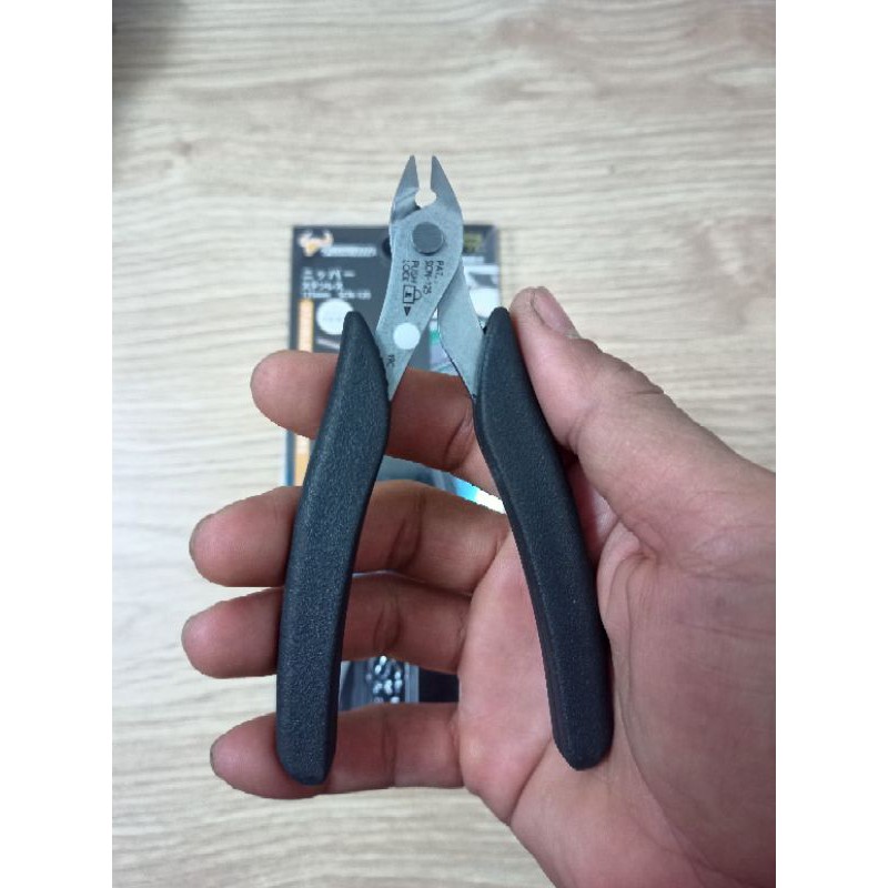 Kìm cắt không gỉ Tsunoda SCN-125 Made in Japan
