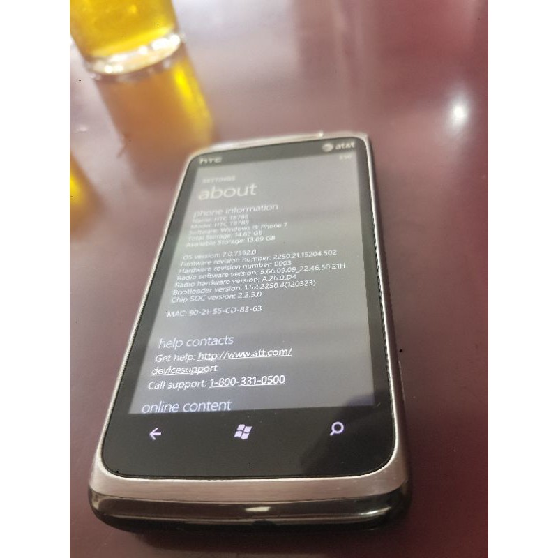 Điện thoại cổ htc surround