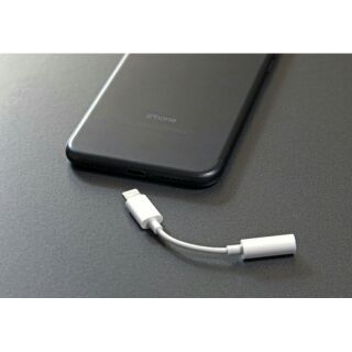 Cáp chuyển tai nghe Lightning sang 3.5mm cho iphone 7/ 7 Plus -(Màu Trắng)