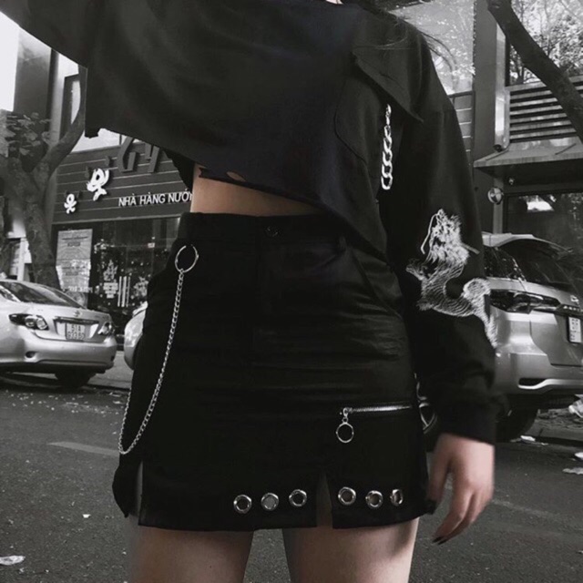 Chân váy nữ đen có kèm dây xích ring Ulzzang xẻ tà cá tính